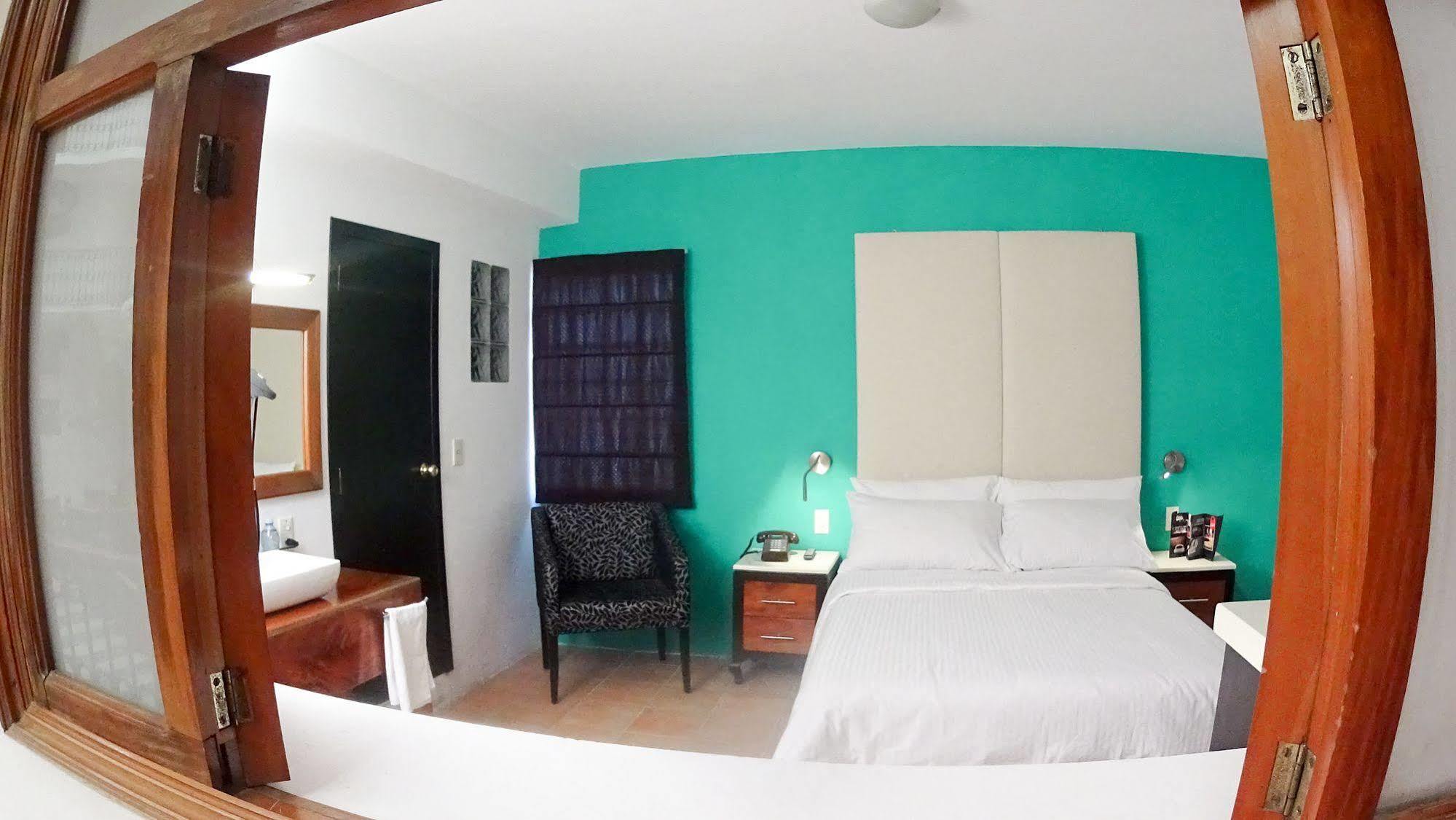 Hotel Santa Fe Tlatlauquitepec Exteriér fotografie